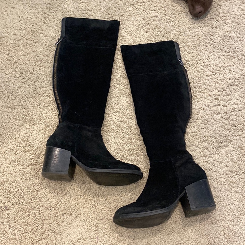 Steve Madden boots suede